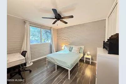 8271 E Kenyon Drive, Tucson, AZ 85710 - Photo 17