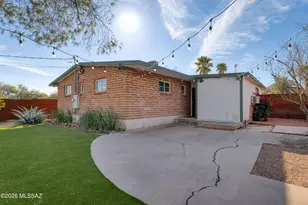 5549 E 2nd St, Tucson, AZ 85711 - Photo 33