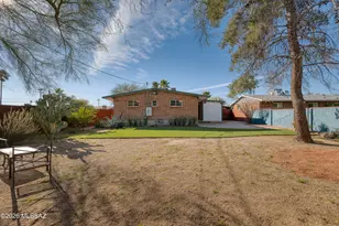 5549 E 2nd St, Tucson, AZ 85711 - Photo 41