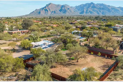 1129 W Middleton Road, Tucson, AZ 85704 - Photo 3