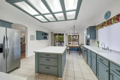 2395 E Nasturtium Street, Oro Valley, AZ 85755 - Photo 13