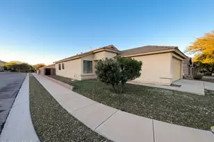 9986 E Apache Rain Dr, Tucson, AZ 85748 - Photo 13