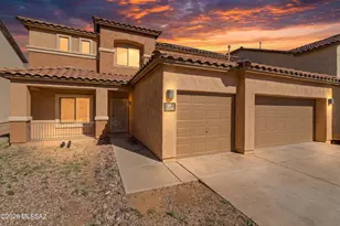 808 W Vuelta Granadina, Sahuarita, AZ 85629 - Photo 1