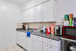 6332 N Barcelona Ln, Tucson, AZ 85704 - Photo 9