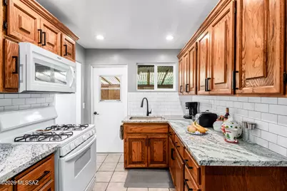 2532 E Silver Street, Tucson, AZ 85716 - Photo 11