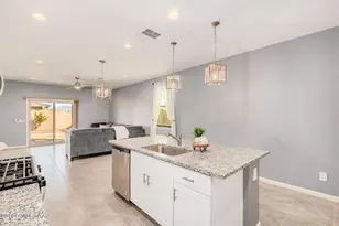 4799 E Greenway Wash Dr, Tucson, AZ 85706 - Photo 7