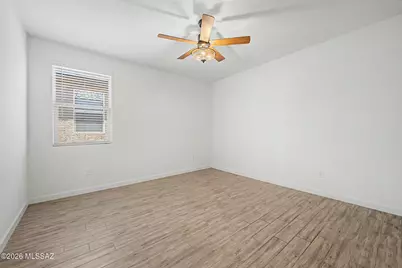 2177 W Desert Topaz Way, Tucson, AZ 85742 - Photo 17