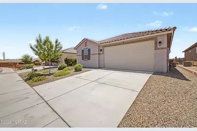 2177 W Desert Topaz Way, Tucson, AZ 85742 - Photo 3