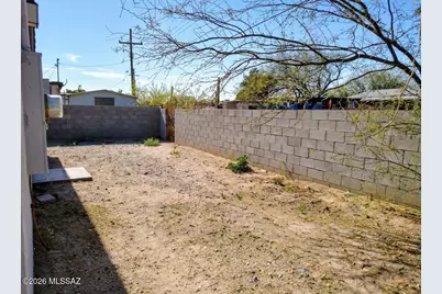 2718 W Carnauba Street, Tucson, AZ 85705 - Photo 29