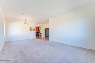 545 W Calle Artistica, Green Valley, AZ 85614 - Photo 7