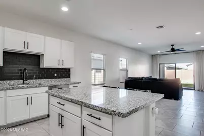 12442 W Lilliston Way, Marana, AZ 85653 - Photo 3