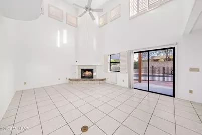 8786 E Corte Caida Del Sol, Tucson, AZ 85715 - Photo 9