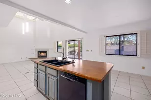 8786 E Corte Caida Del Sol, Tucson, AZ 85715 - Photo 13