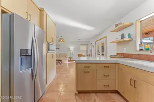 669 W Cholla Crest Dr, Green Valley, AZ 85614 - Photo 15