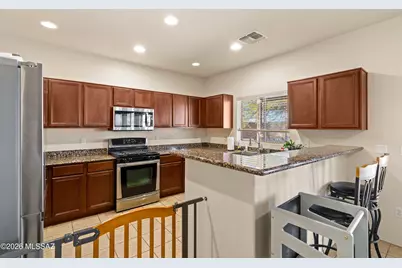 1006 S Limestone Street, Benson, AZ 85602 - Photo 3