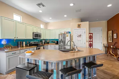 470 W Calle Artistica, Green Valley, AZ 85614 - Photo 7