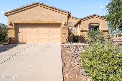 470 W Calle Artistica, Green Valley, AZ 85614 - Photo 1