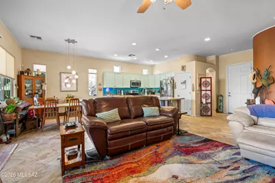 470 W Calle Artistica, Green Valley, AZ 85614 - Photo 5