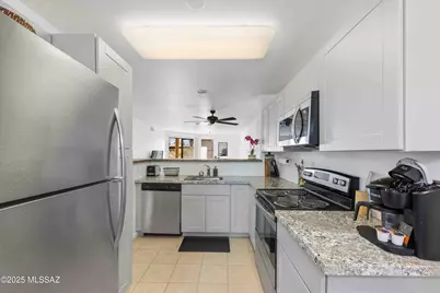 5675 N Camino Esplendora #1103, Tucson, AZ 85718 - Photo 11