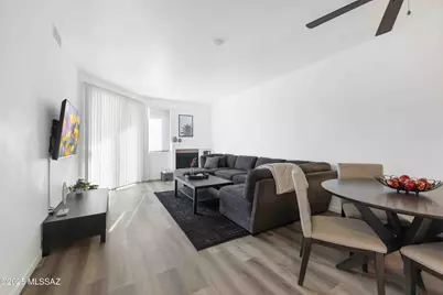 5675 N Camino Esplendora #1103, Tucson, AZ 85718 - Photo 7