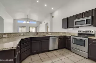 10215 E Mary Dr, Tucson, AZ 85730 - Photo 9