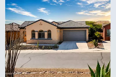 2033 W Acacia Bluffs Drive, Green Valley, AZ 85622 - Photo 1