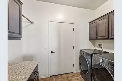 6233 E Molly Drive, Hereford, AZ 85615 - Photo 33