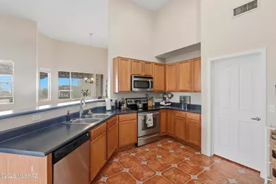 7879 W Spiney Lizard Place, Tucson, AZ 85735 - Photo 9