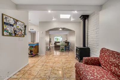 392 W Rio Altar, Green Valley, AZ 85614 - Photo 11