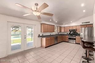 7596 N Meredith Blvd, Tucson, AZ 85741 - Photo 9