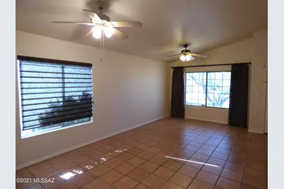 8704 N Frampton Place, Tucson, AZ 85742 - Photo 5