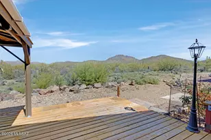 7706 W Copper Nugget Dr, Tucson, AZ 85735 - Photo 7