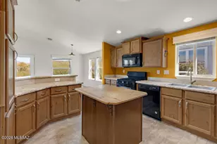7706 W Copper Nugget Dr, Tucson, AZ 85735 - Photo 23