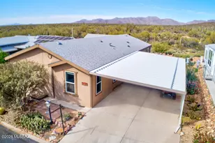 7706 W Copper Nugget Dr, Tucson, AZ 85735 - Photo 9