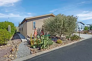 7706 W Copper Nugget Dr, Tucson, AZ 85735 - Photo 3