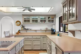 800 E Camino Alberca, Tucson, AZ 85718 - Photo 15