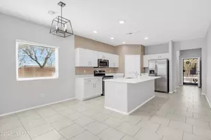 12451 W Reyher Farms Loop, Marana, AZ 85653 - Photo 5