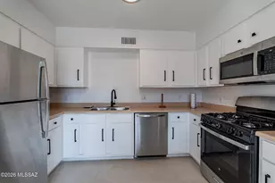 1564 N Paseo La Tinaja, Green Valley, AZ 85614 - Photo 15