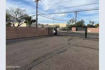 311 W Pastime Road #1, Tucson, AZ 85705 - Photo 11