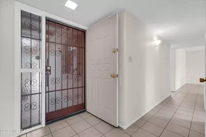 9343 E 6th Street, Tucson, AZ 85710 - Photo 5