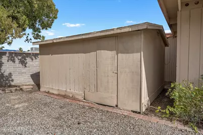 9343 E 6th Street, Tucson, AZ 85710 - Photo 35