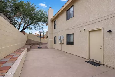 1111 W Graythorn Place, Tucson, AZ 85737 - Photo 23
