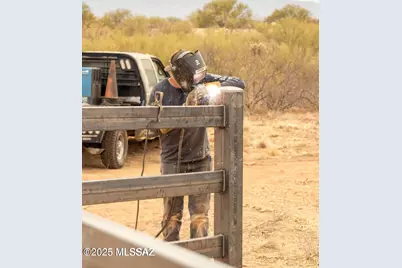 16850 S Mission Road #7, Sahuarita, AZ 85629 - Photo 13