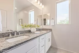 8829 N Sherry Cervi Wy, Tucson, AZ 85743 - Photo 19