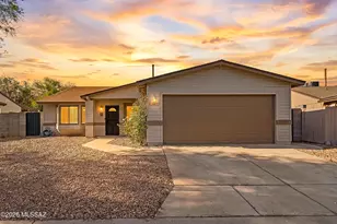 2657 W Lazybrook Dr, Tucson, AZ 85741 - Photo 1