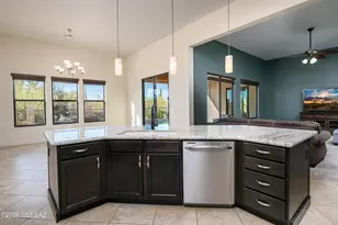 12301 N Meditation Dr, Marana, AZ 85658 - Photo 11