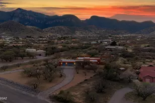 5676 S Mir Way, Hereford, AZ 85615 - Photo 3