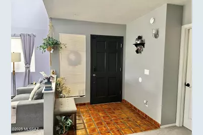 8255 N Oracle Road #APT 203, Tucson, AZ 85704 - Photo 7