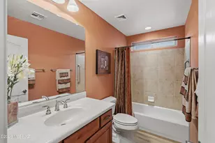 2502 E Glen Canyon Rd, Green Valley, AZ 85614 - Photo 29