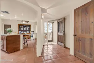 5800 E Cochise Trail, Tucson, AZ 85750 - Photo 5